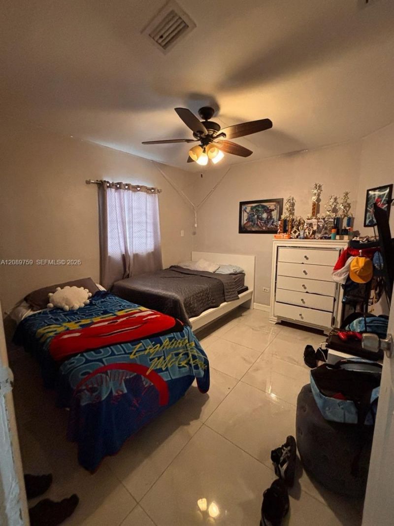 1361 NW 28th St , Unit 1, Miami, FL 33142 Photo
