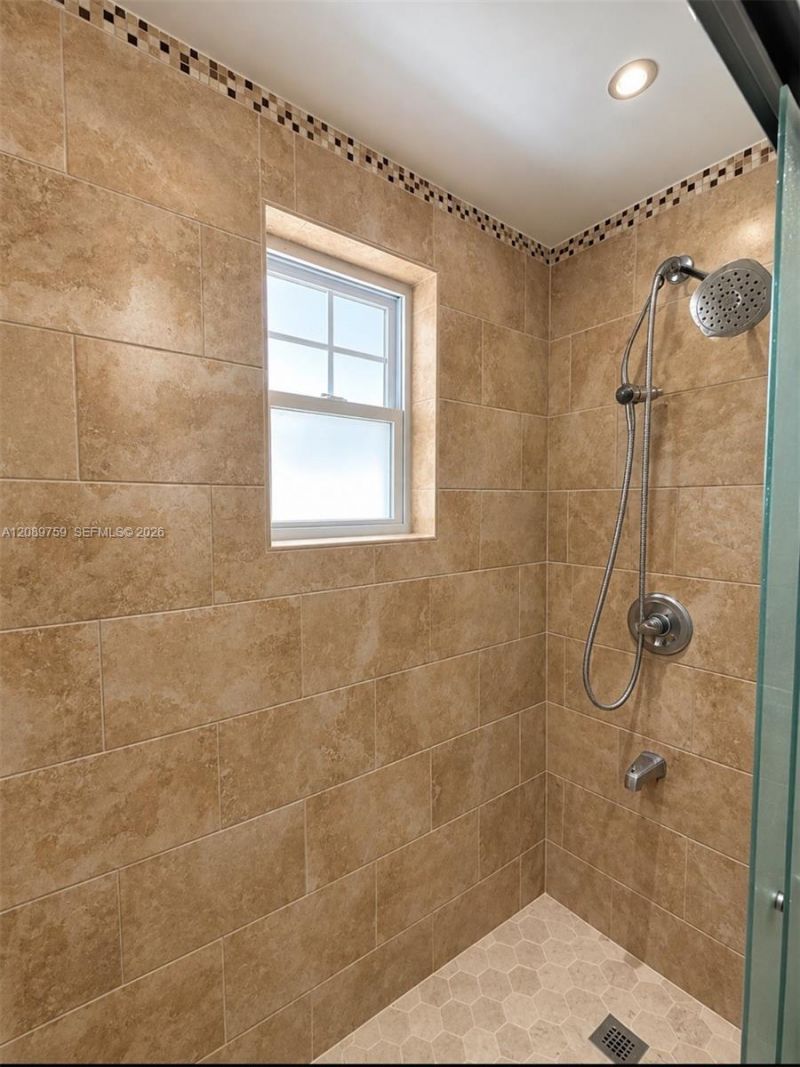 1361 NW 28th St , Unit 1, Miami, FL 33142 Photo