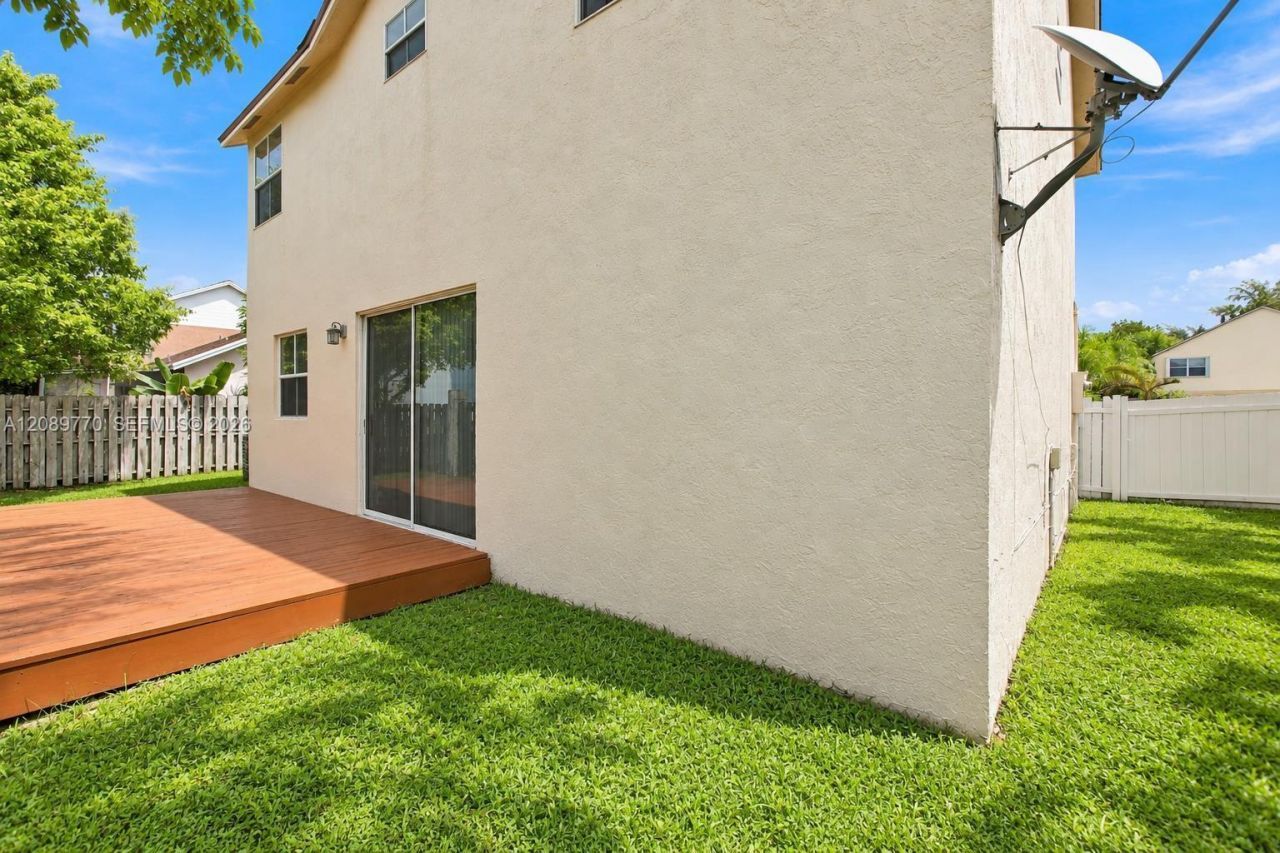 10251 NW 3rd St, Pembroke Pines, FL 33026 Photo
