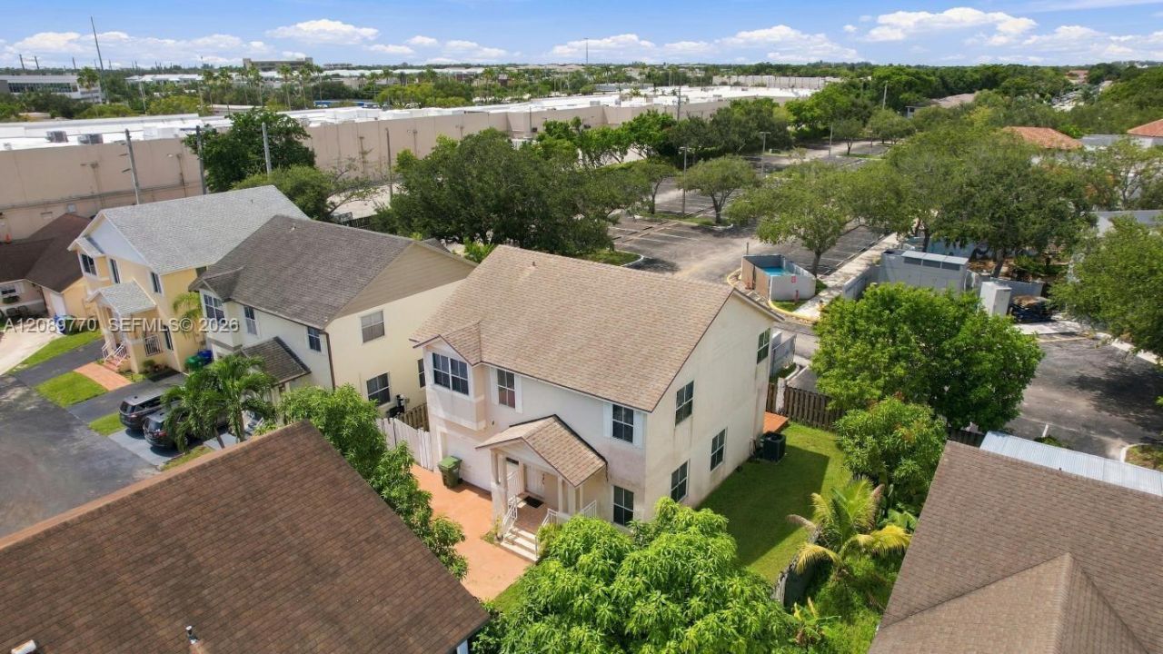 10251 NW 3rd St, Pembroke Pines, FL 33026 Photo