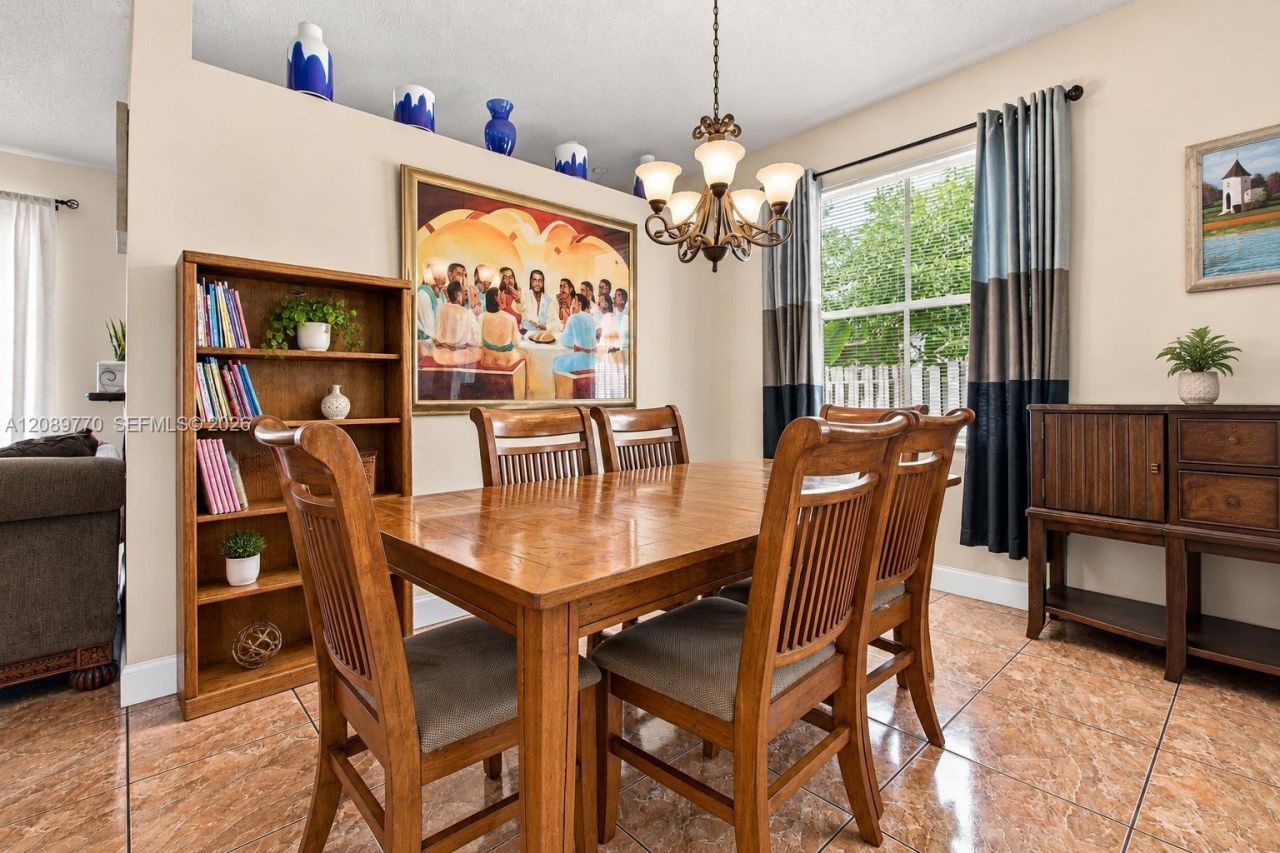 10251 NW 3rd St, Pembroke Pines, FL 33026 Photo