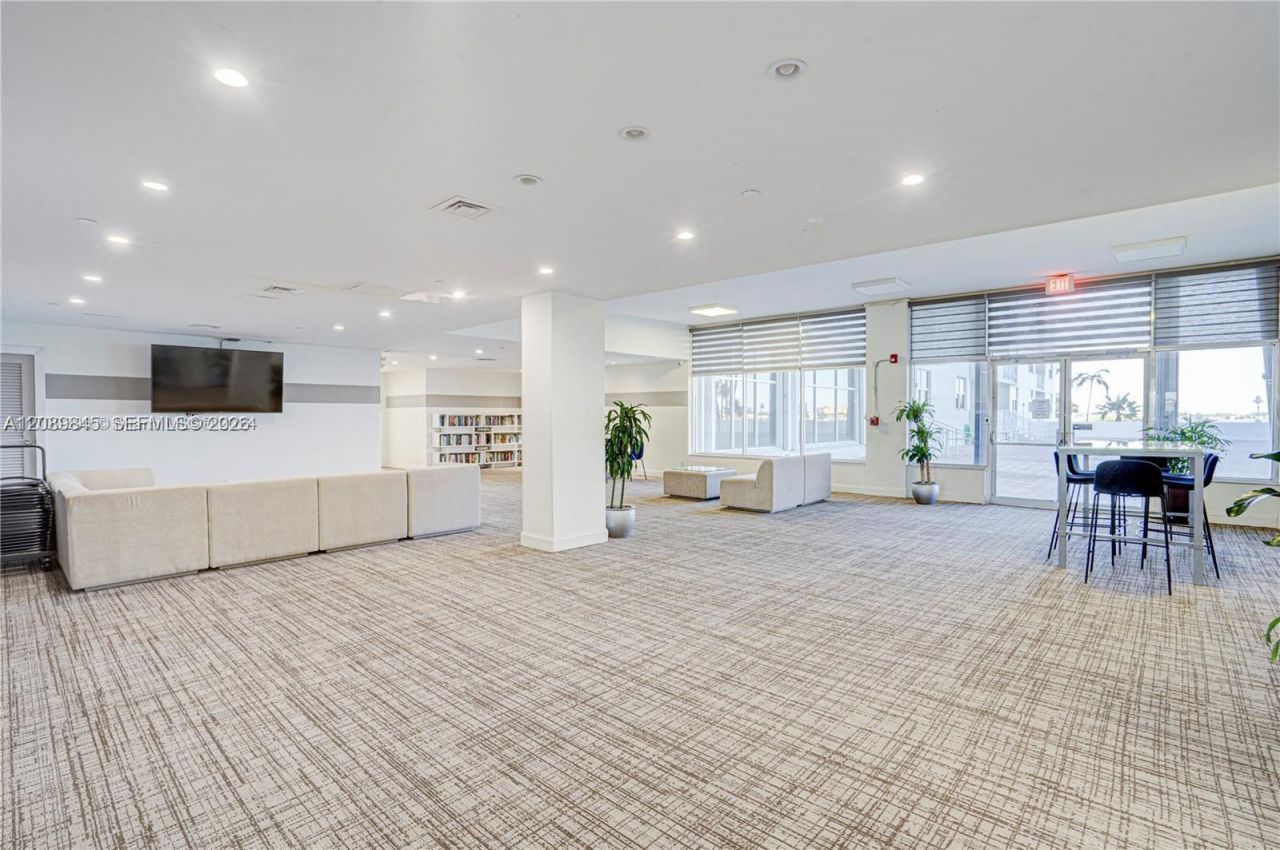 10350 W Bay Harbor Dr , Unit 9H, Bay Harbor Islands, FL 33154 Photo