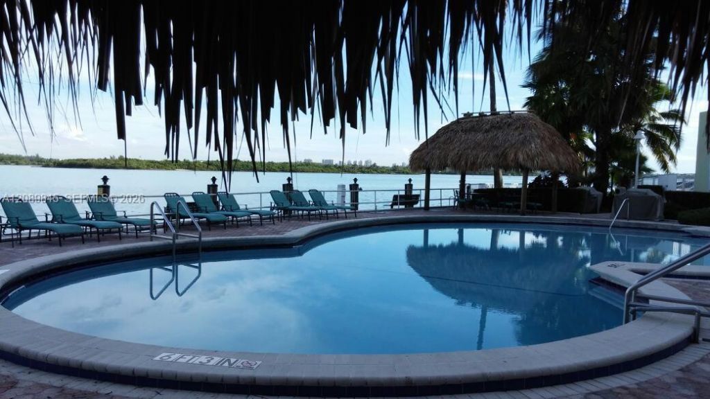 10350 W Bay Harbor Dr , Unit 9H, Bay Harbor Islands, FL 33154 Photo