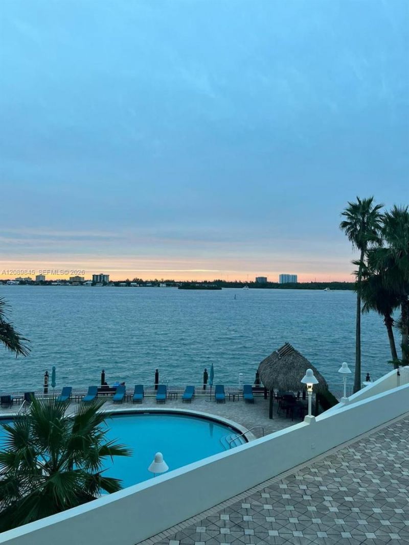 10350 W Bay Harbor Dr , Unit 9H, Bay Harbor Islands, FL 33154 Photo