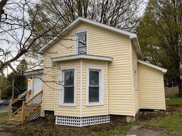 42 Bridge Street, Carthage, NY 13619