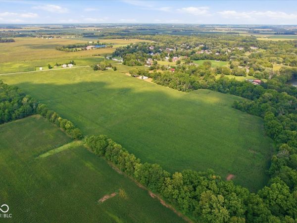 7301 W Us Highway 52 , Arlington, IN 46104