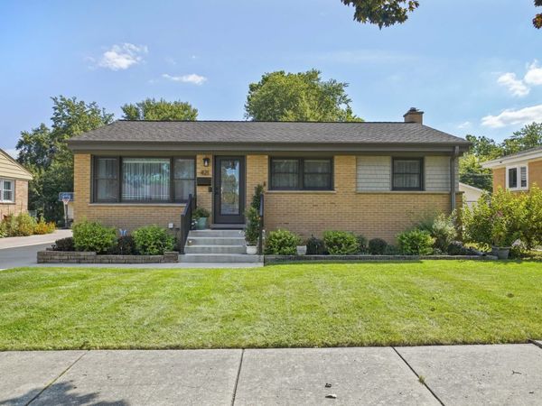 421 Vassar Lane , Des Plaines, IL 60016