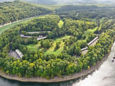 25-2 Woodson Bend Resort , Bronston, KY 42518