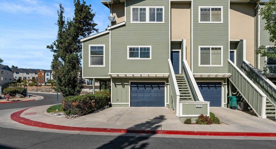655 Stacie Nicole Lane, Reno, NV 89503 Photo