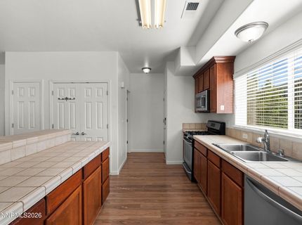 655 Stacie Nicole Lane, Reno, NV 89503 Photo