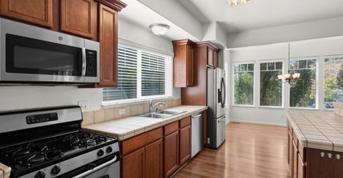 655 Stacie Nicole Lane, Reno, NV 89503 Photo