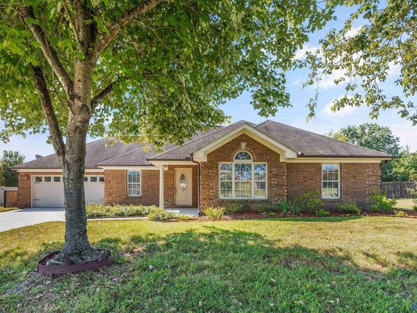 26100 Meadow Ridge Lane, Athens, AL 35613