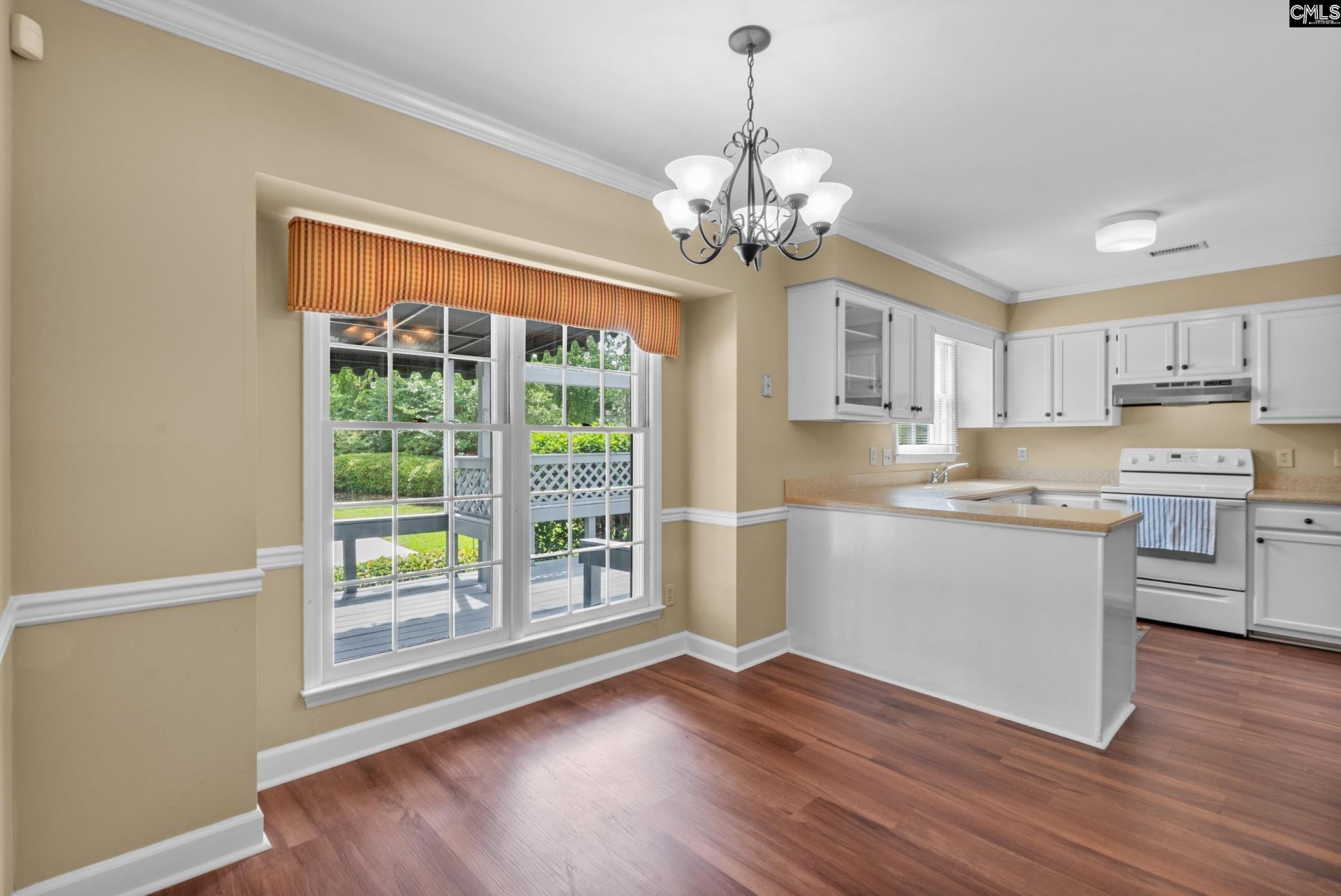 121 Brook Hollow Drive Photo 12