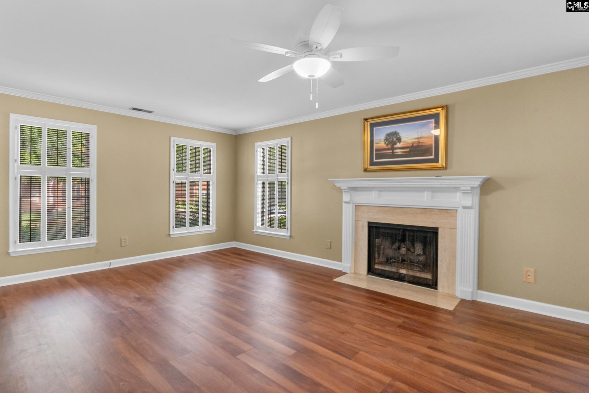 121 Brook Hollow Drive Photo 8