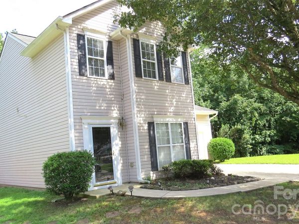 2738 Highland Park Drive , Charlotte, NC 28269