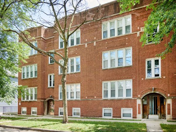 7209 N DAMEN Avenue , Unit 3, Chicago, IL 60626