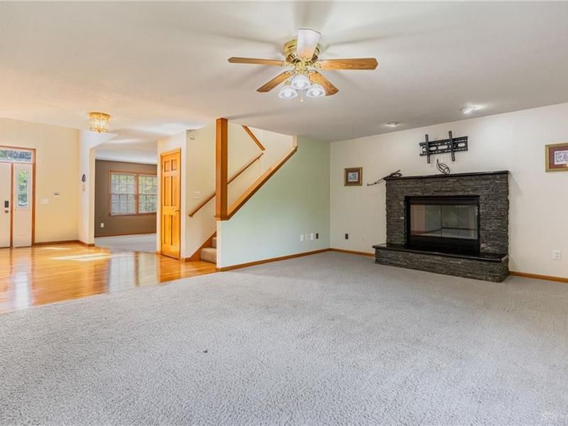 2895 Cobblestone Crossing Court, Centerville, OH 45458 Photo 5
