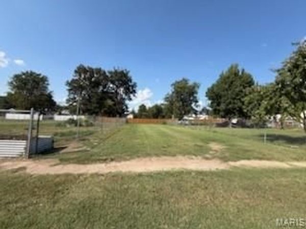 312 Dorothy Street , Sikeston, MO 63801