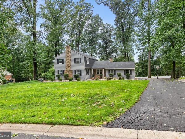 20 CINNAMON DRIVE , HOCKESSIN, DE 19707