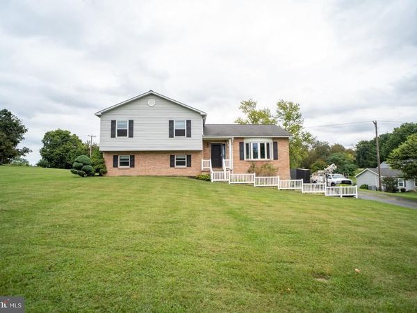 1017 VALLEY VIEW ROAD, YORK, PA 17406