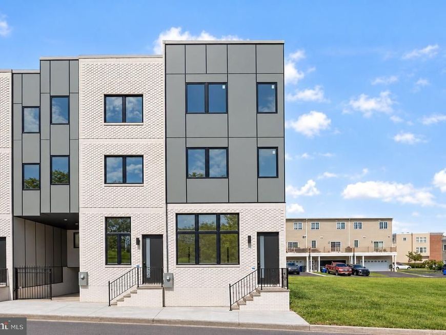2423 Hartranft Street, Philadelphia, PA 19145 Main Photo