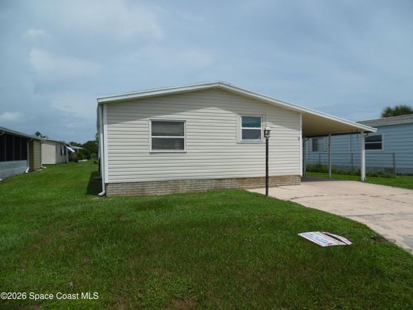 514 Puffin Drive , Micco, FL 32976