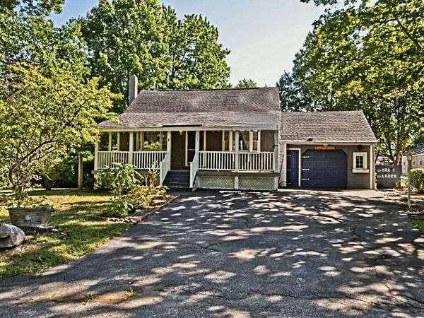 22 Adams Avenue, Seabrook, NH 03874