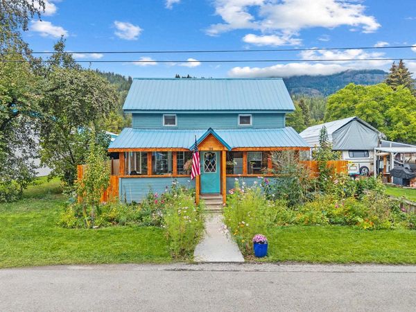 106 S Main Ave, Metaline, WA 99152