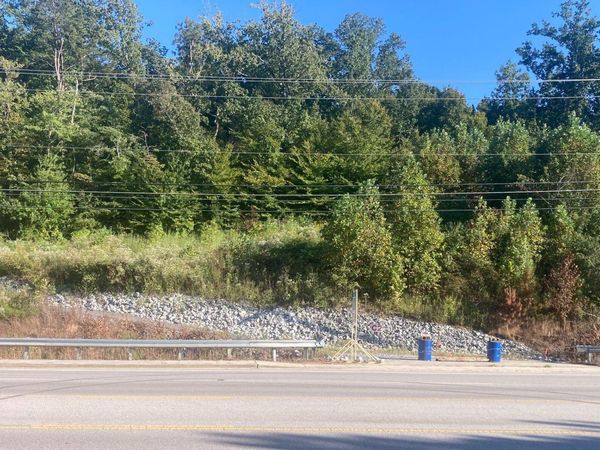 8922 E Brainerd Road, Chattanooga, TN 37421