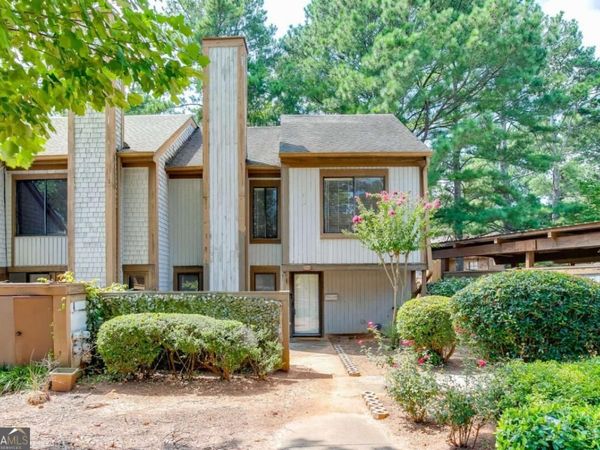 27 Willowick Drive, Lithonia, GA 30038