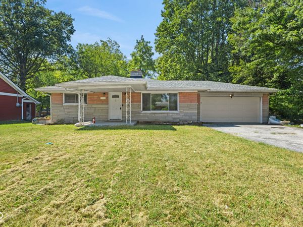 4050 Wallace Avenue , Indianapolis, IN 46226