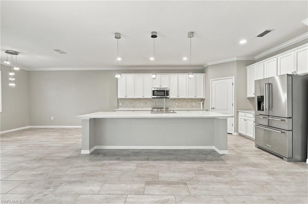 10081 Avalon Lake Cir, Fort Myers, FL 33913 Photo