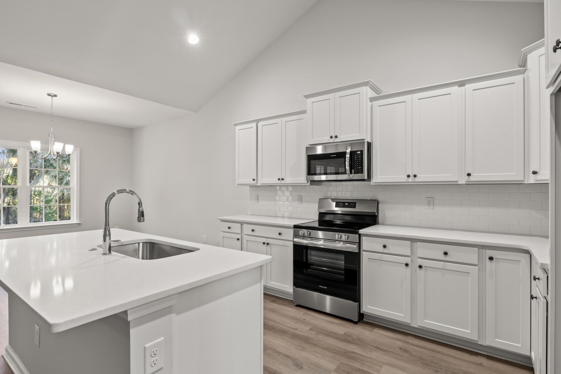 2573 Old Charleston Rd. Photo 6