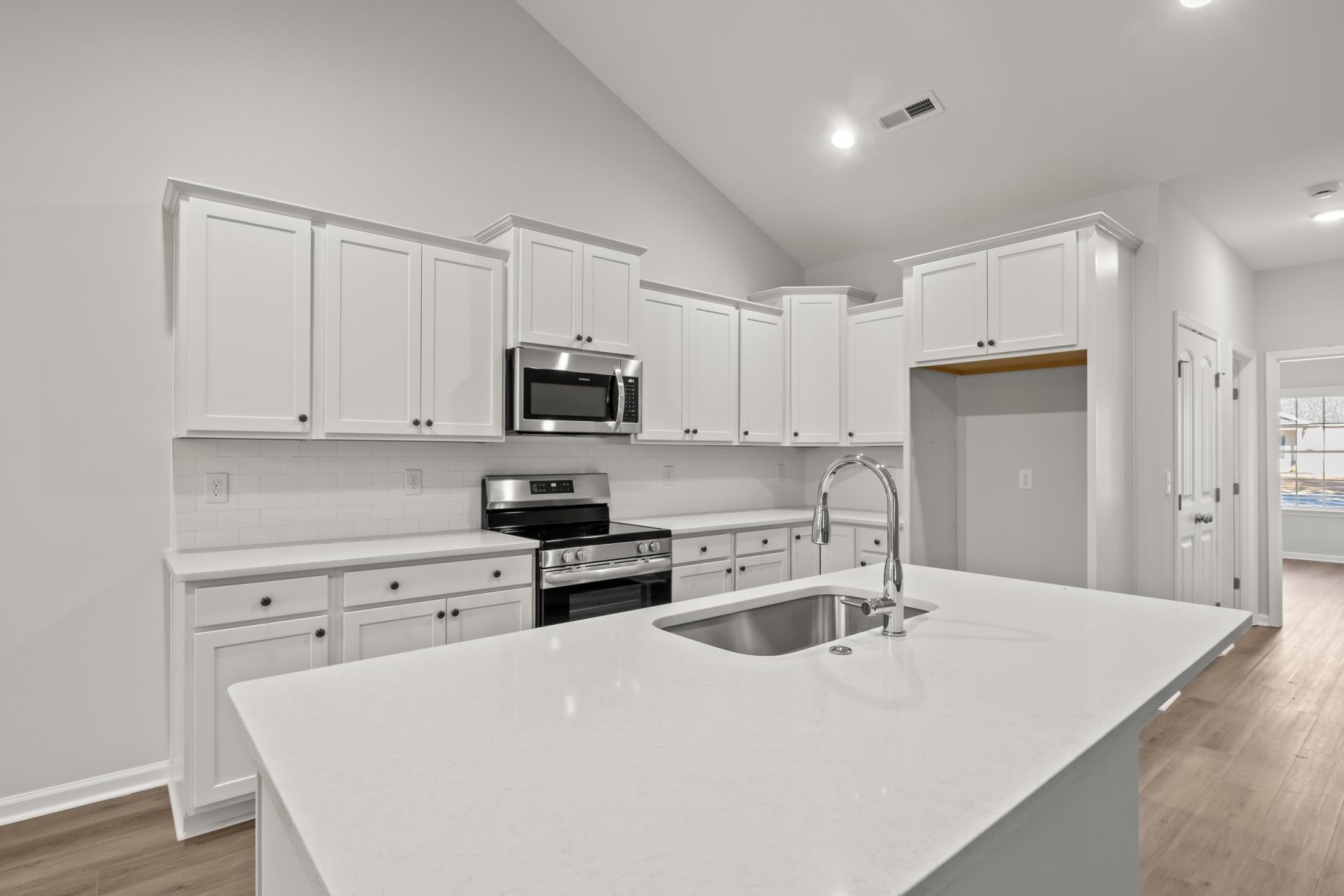 2573 Old Charleston Rd. Photo 7