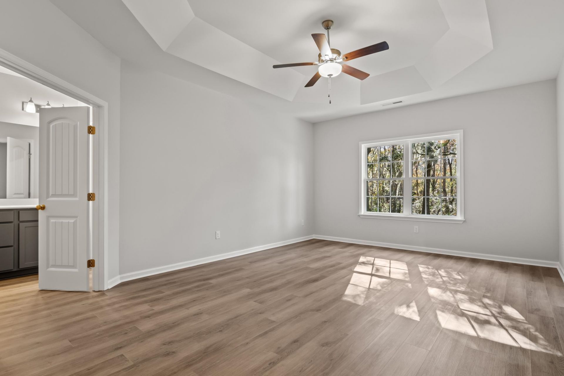 2573 Old Charleston Rd. Photo 8