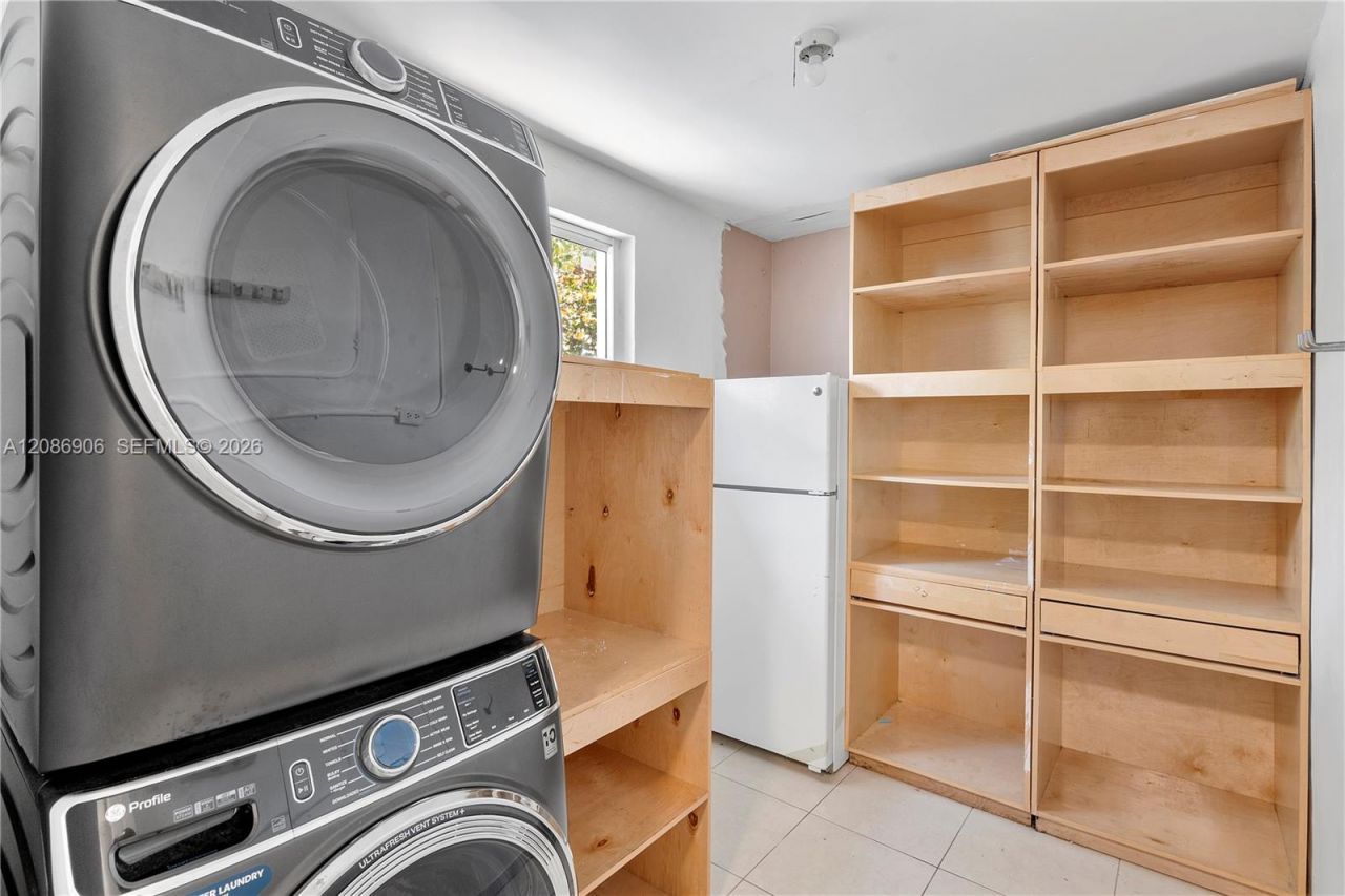 2505 NE 214th St, Aventura, FL 33180 Photo