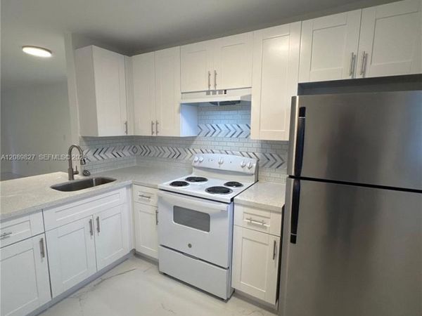 1653 NW 1st St , Unit 1, Miami, FL 33125