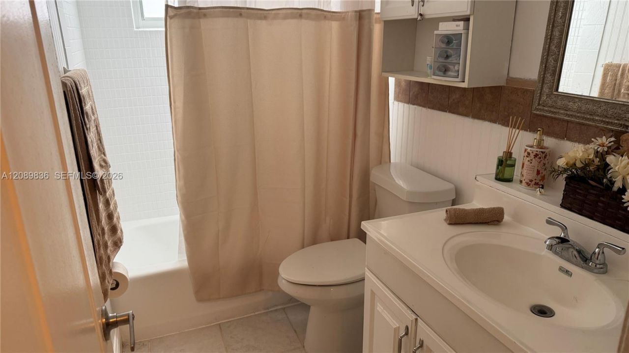 2211 N 54th Ave, Hollywood, FL 33021 Photo