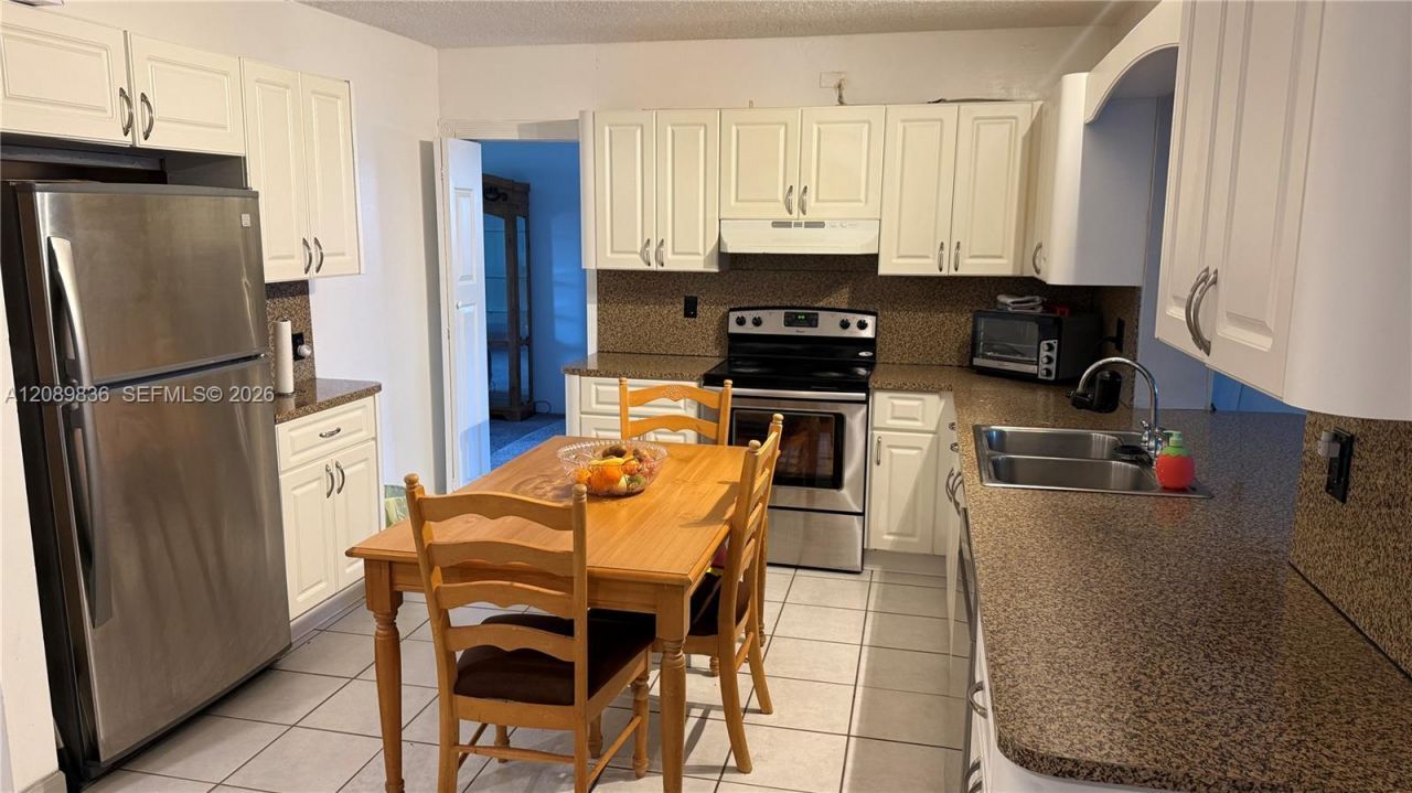 2211 N 54th Ave, Hollywood, FL 33021 Photo