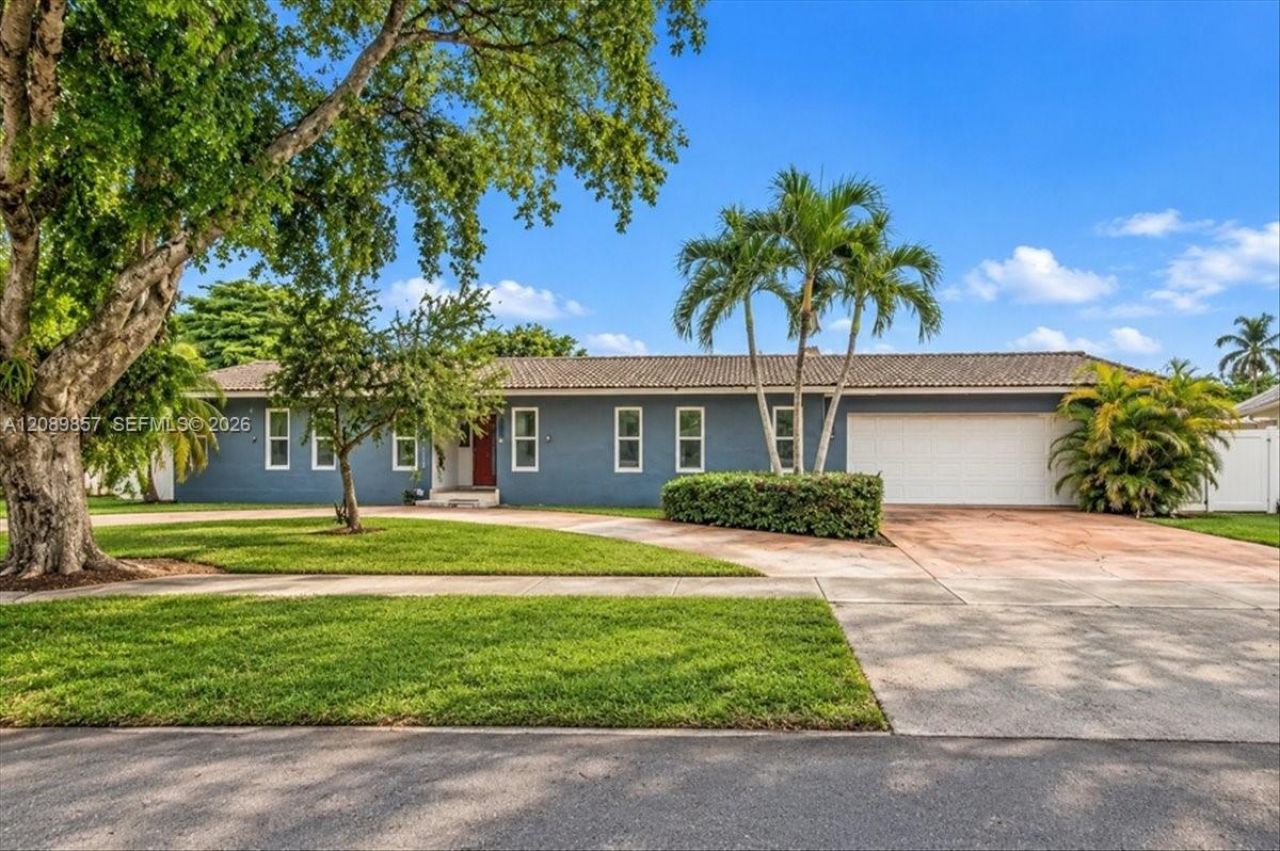 6121 NW 40th St, Virginia Gardens, FL 33166 Photo
