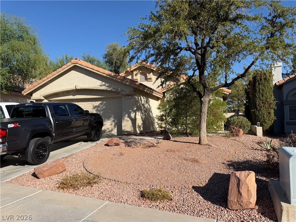 227 Camelback Ridge Avenue, Henderson, NV 89012 Main Photo