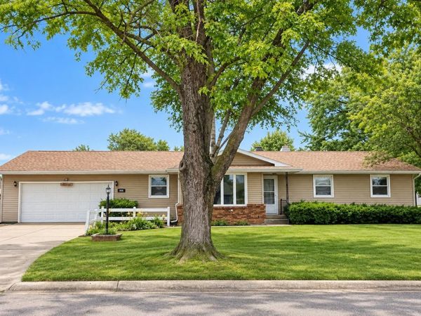 906 Nicolet Street, Janesville, WI 53546