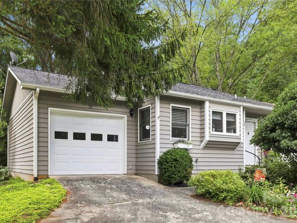 13 Llama Vista Court, Black Mountain, NC 28711