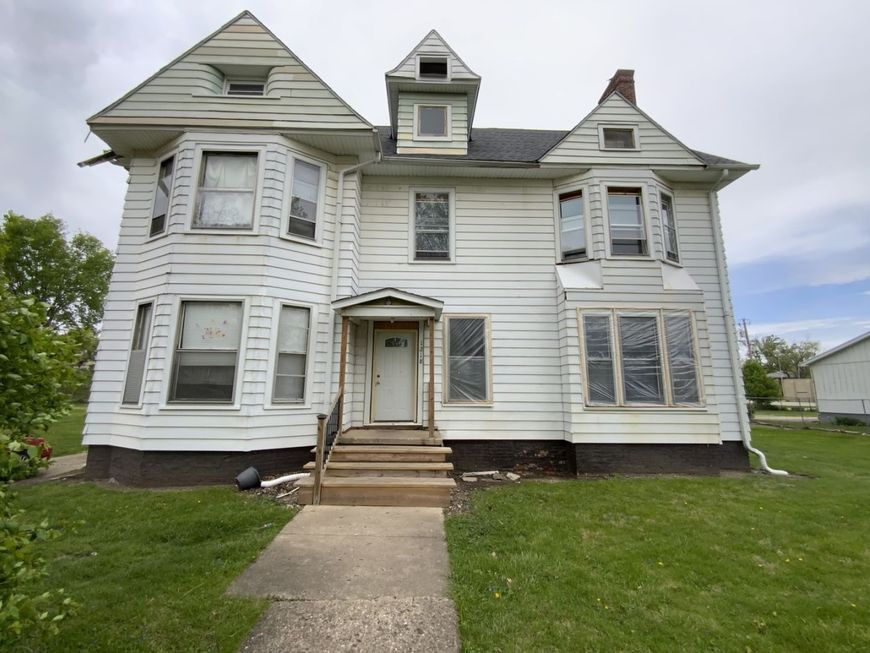 Main Photo