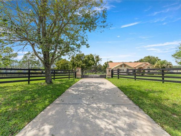 8400 SW 52ND CT , Ocala, FL 34476