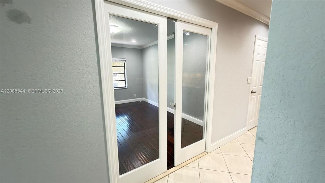 400 NW 127th Ave, Unit 16, Plantation, FL 33325 Photo
