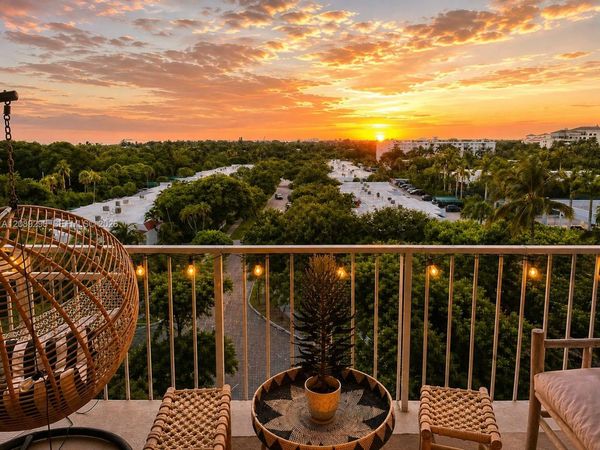 600 Grapetree Dr , Unit 7FN, Key Biscayne, FL 33149