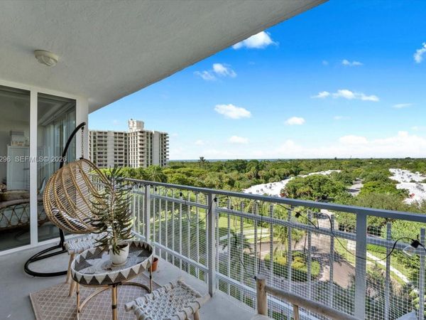 600 Grapetree Dr , Unit 7FN, Key Biscayne, FL 33149
