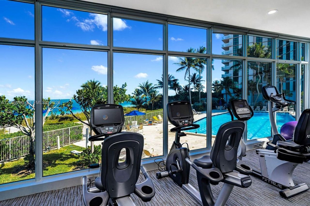 600 Grapetree Dr , Unit 7FN, Key Biscayne, FL 33149 Photo