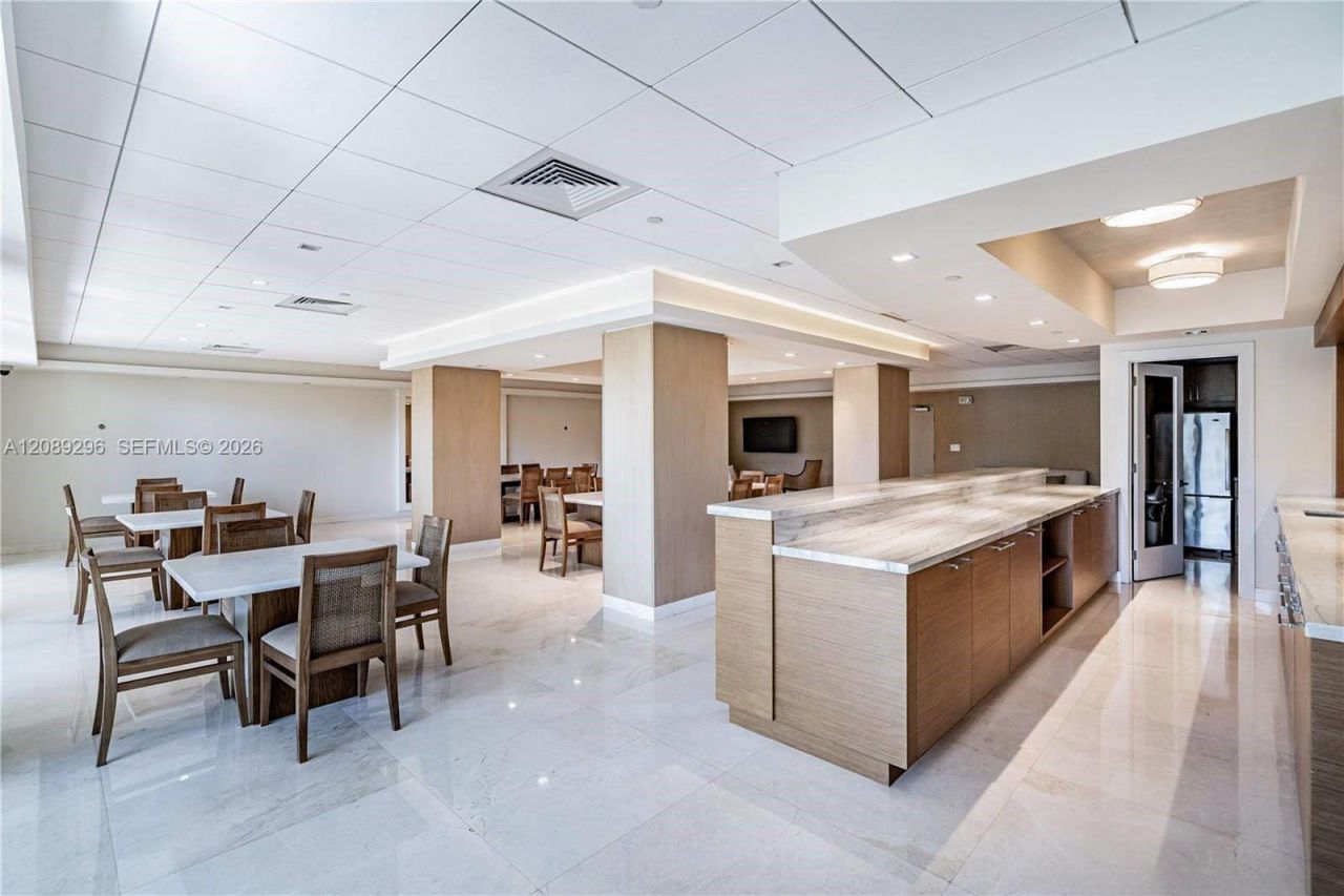 600 Grapetree Dr , Unit 7FN, Key Biscayne, FL 33149 Photo